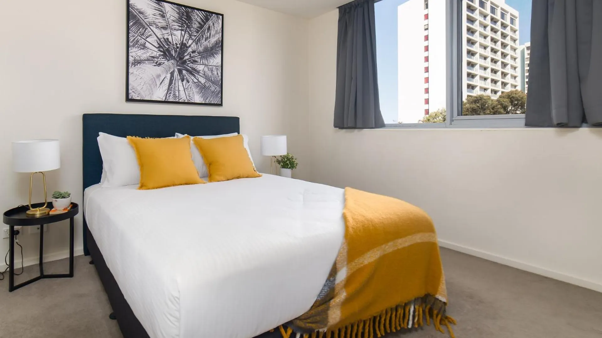 Central 1-Bed With Parking Bbq And Indoor Pool Canberra 0*,