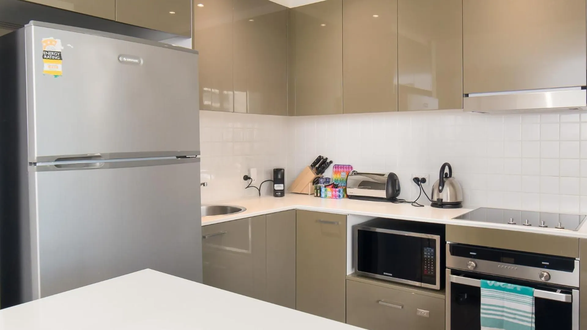 Lejlighed Central 1-Bed With Parking Bbq And Indoor Pool Canberra