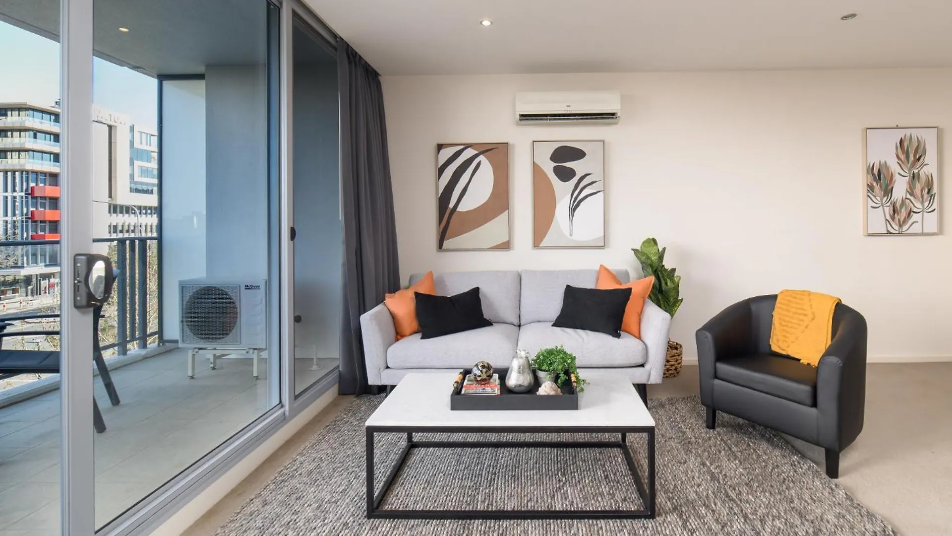 Central 1-Bed With Parking Bbq And Indoor Pool Canberra Australien